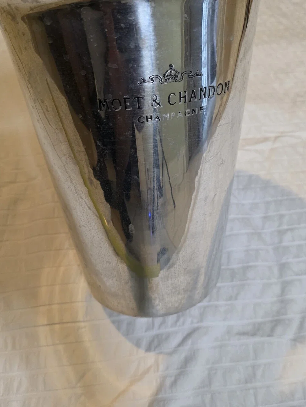Moet & Chandon Champagne Ice Buckle